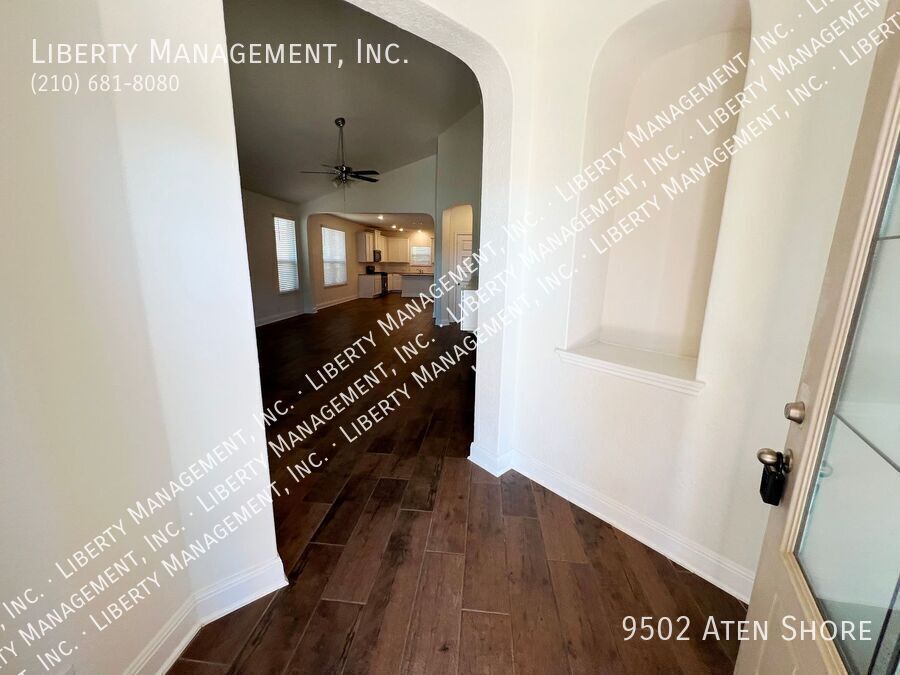 3 Bed, 2 Bath Home with Study in Valley Ranch property image