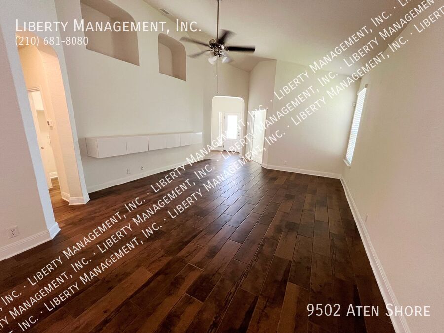 3 Bed, 2 Bath Home with Study in Valley Ranch property image