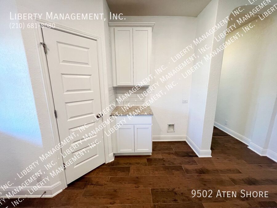 3 Bed, 2 Bath Home with Study in Valley Ranch property image