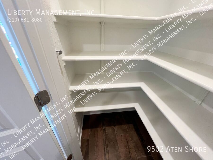 3 Bed, 2 Bath Home with Study in Valley Ranch property image