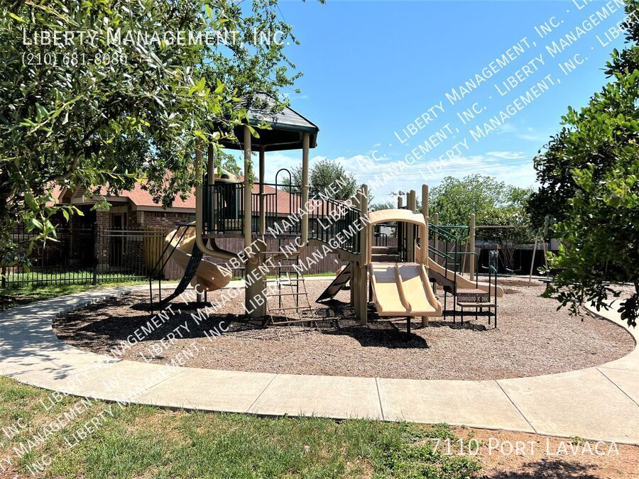 4 Bedroom, 2 Bath Single Story Rental Home Near Lackland AFB property image