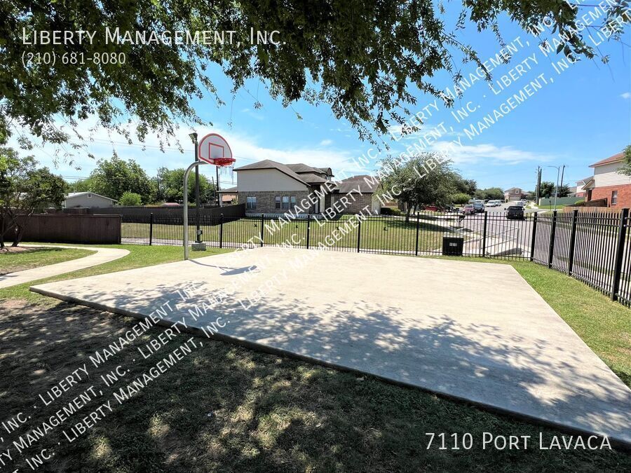 4 Bedroom, 2 Bath Single Story Rental Home Near Lackland AFB property image