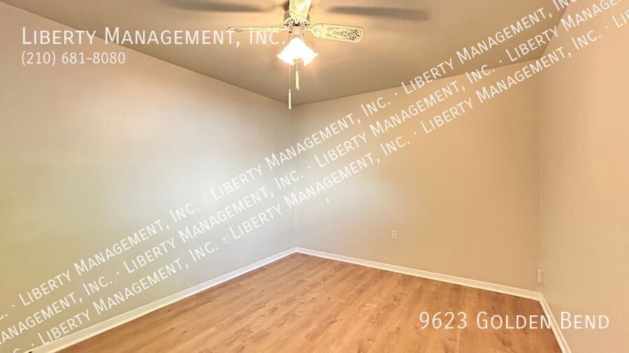 Charming 2 Bedroom, 1 Bath home property image