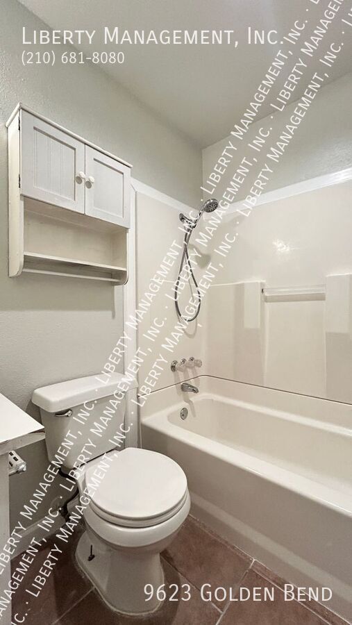 Charming 2 Bedroom, 1 Bath home property image