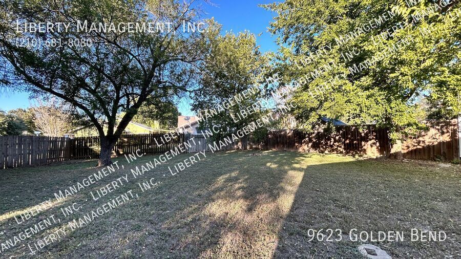 Charming 2 Bedroom, 1 Bath home property image