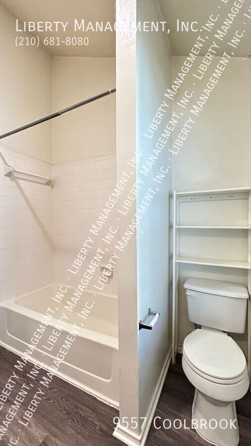 2 Bedroom, 2 Bath with Brand New Flooring property image