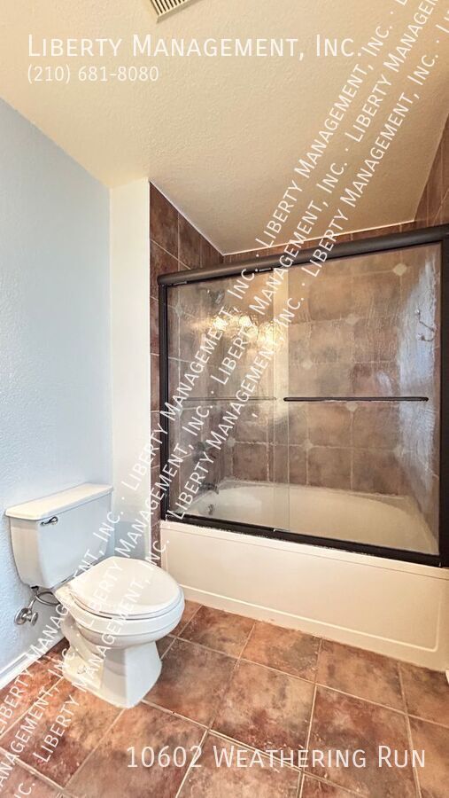 3 Bedroom, 2 Bath Home on a Greenbelt property image