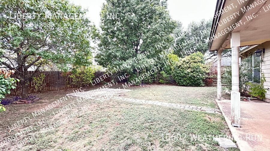 3 Bedroom, 2 Bath Home on a Greenbelt property image