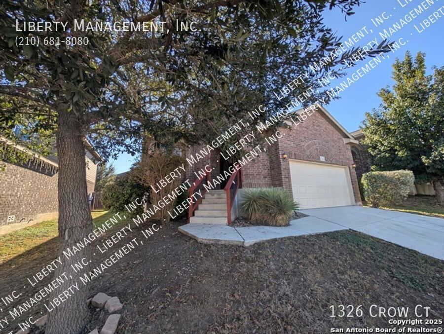 Beautiful 3 Bed, 2 Bath Home in a Gated Neighborhood property image