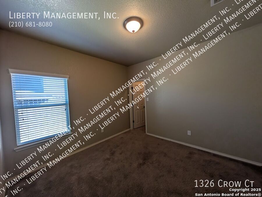 Beautiful 3 Bed, 2 Bath Home in a Gated Neighborhood property image