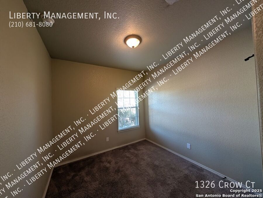 Beautiful 3 Bed, 2 Bath Home in a Gated Neighborhood property image