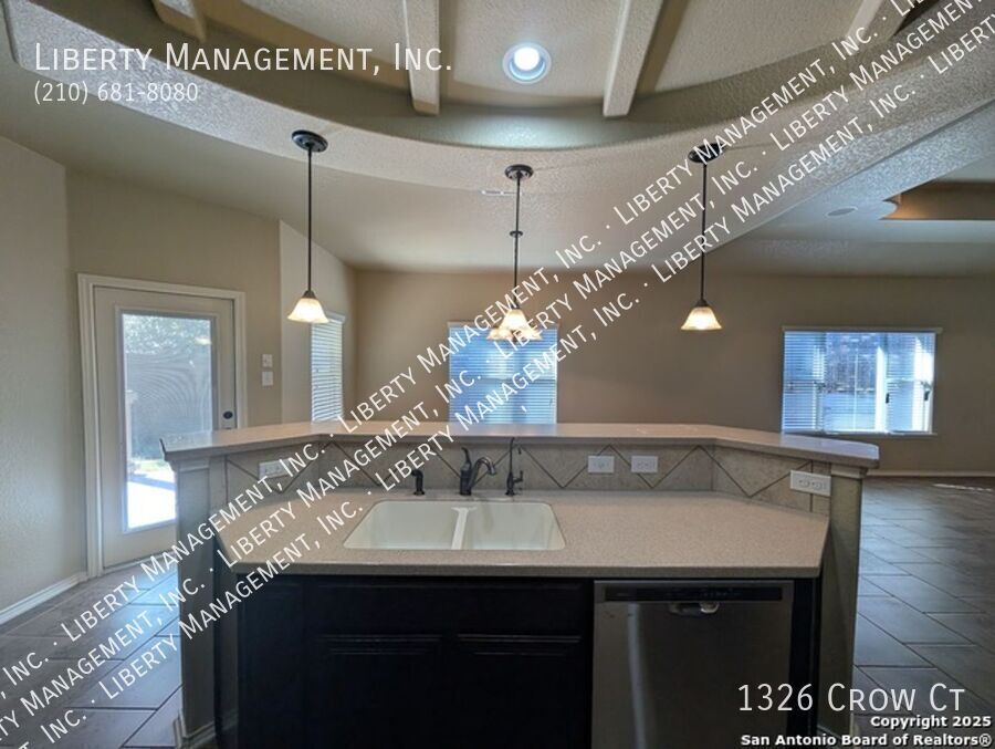 Beautiful 3 Bed, 2 Bath Home in a Gated Neighborhood property image