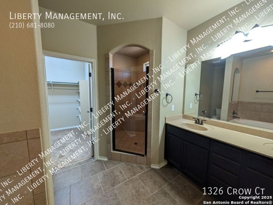 Beautiful 3 Bed, 2 Bath Home in a Gated Neighborhood property image