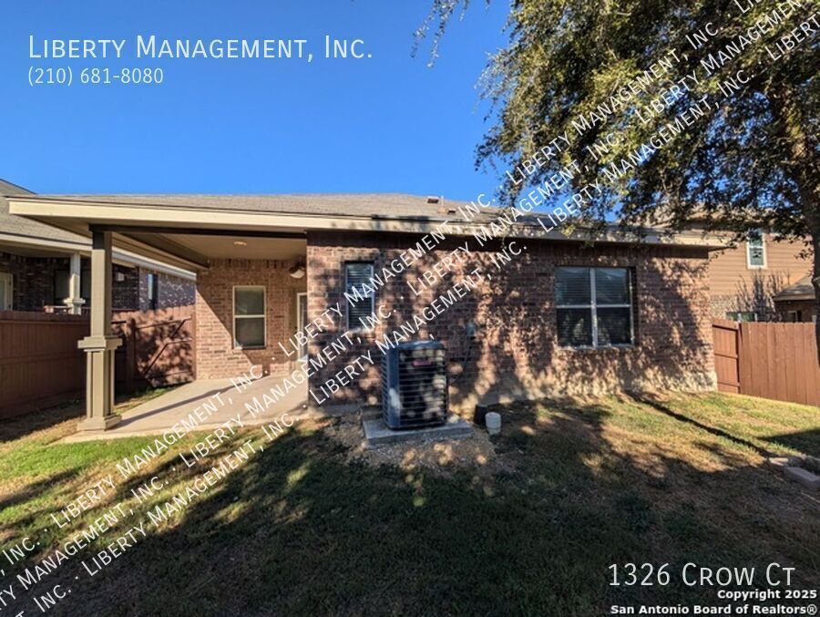 Beautiful 3 Bed, 2 Bath Home in a Gated Neighborhood property image