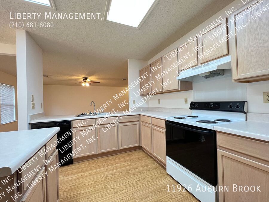 3 Bed, 2 Bath in Westcreek property image