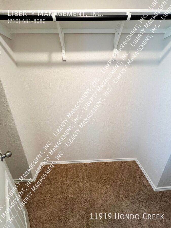 4 Bedroom, 2.5 Bath Home property image