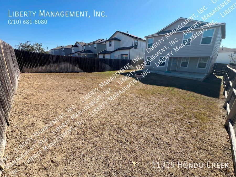 4 Bedroom, 2.5 Bath Home property image