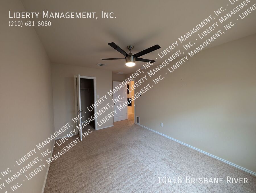 Beautiful 3 Bedroom, 2 Bath Home in MacArthur Park property image