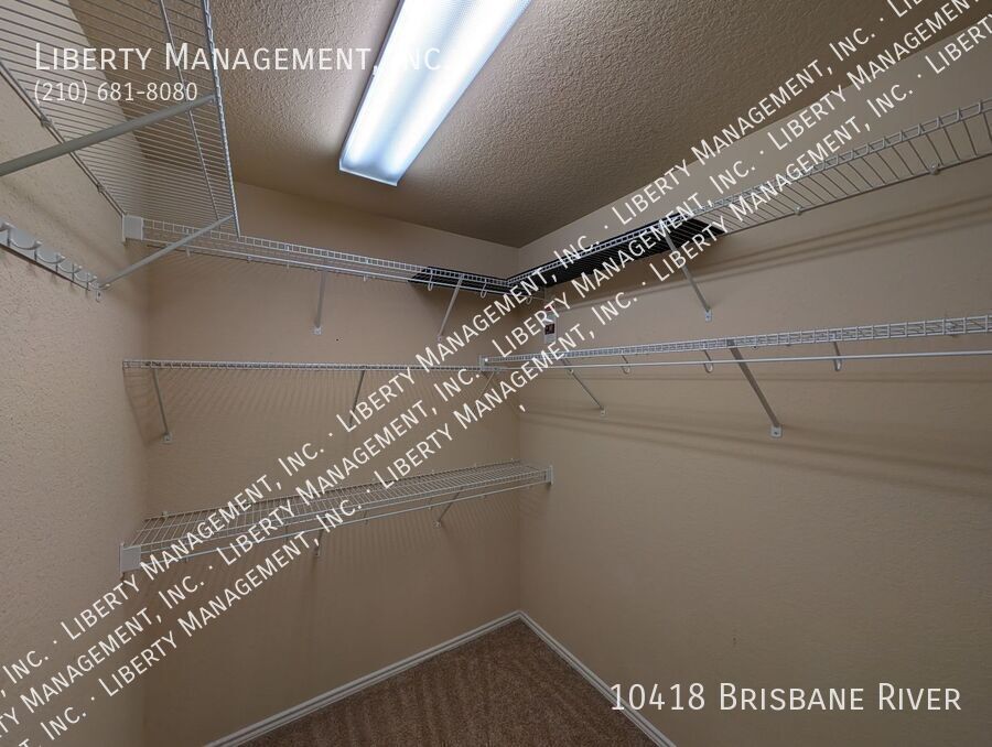 Beautiful 3 Bedroom, 2 Bath Home in MacArthur Park property image