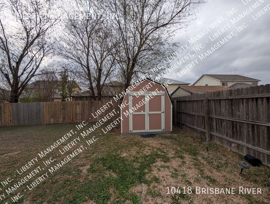 Beautiful 3 Bedroom, 2 Bath Home in MacArthur Park property image