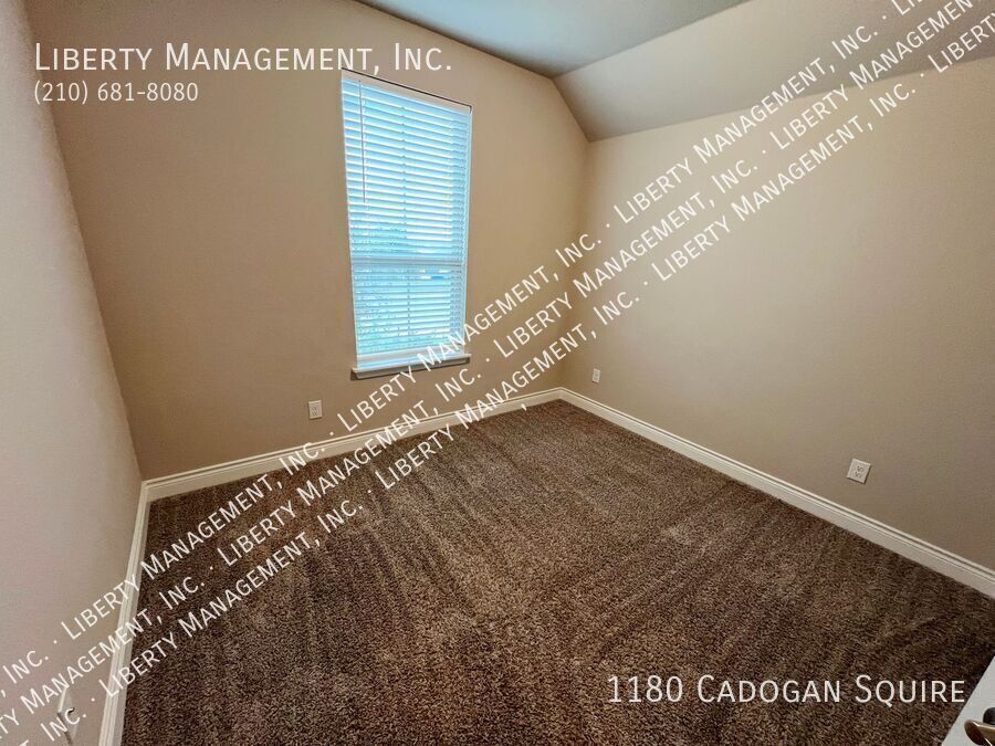 3 Bed, 2 Bath Single Story Home in Kinder Ranch property image