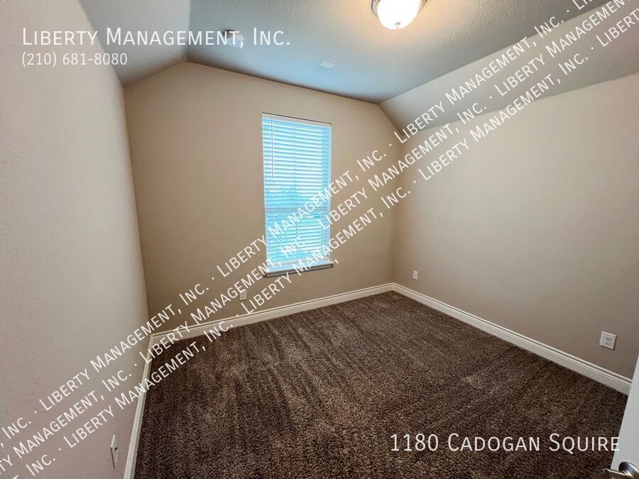 3 Bed, 2 Bath Single Story Home in Kinder Ranch property image