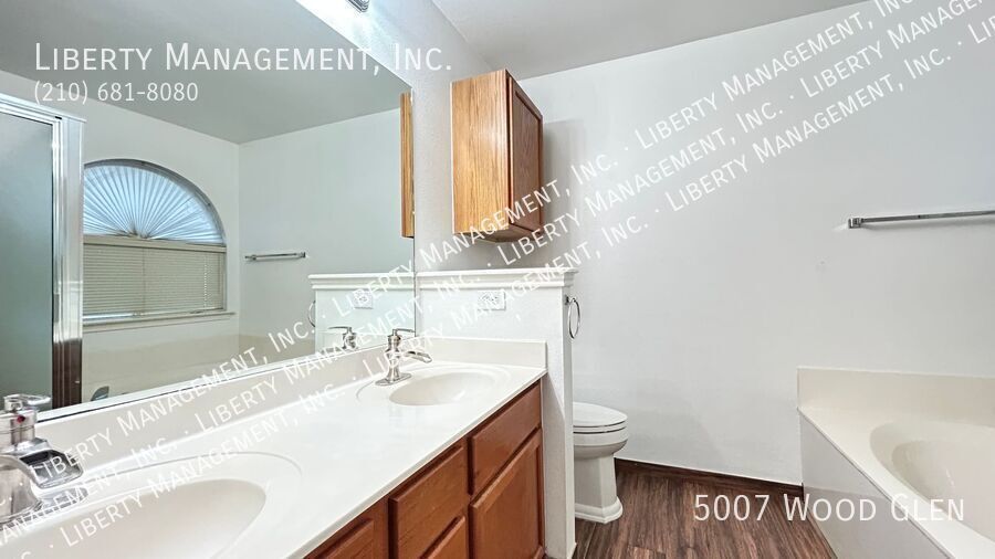 3 Bed, 2 Bath 1623 sq ft Single Story Home in Gated Community property image