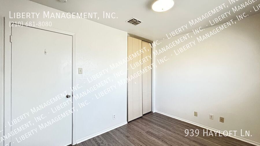 3 Bedroom, 2 Bath Home with No Carpet property image