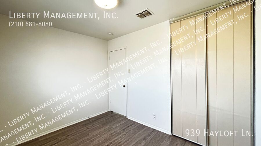 3 Bedroom, 2 Bath Home with No Carpet property image