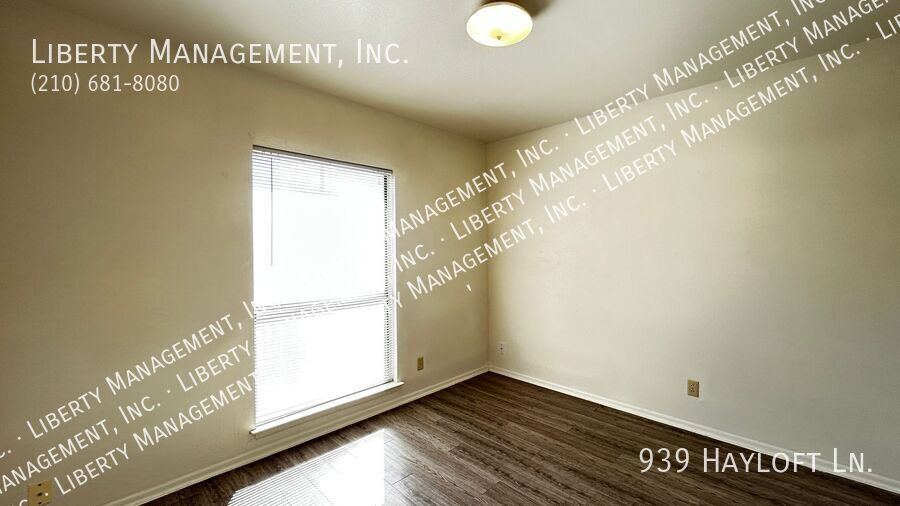 3 Bedroom, 2 Bath Home with No Carpet property image