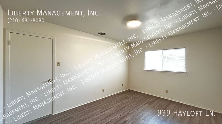 3 Bedroom, 2 Bath Home with No Carpet property image