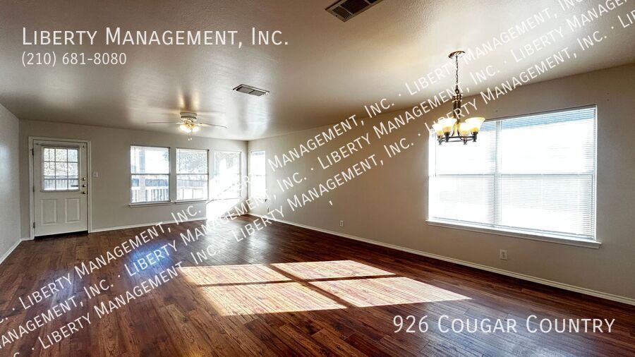 Nice 3 Bed 2 Bath 1796 sq ft Single Story Home property image