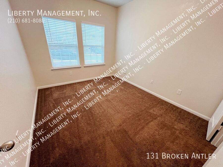 3 Bedroom, 2 Bath Home in Hunters Ranch property image