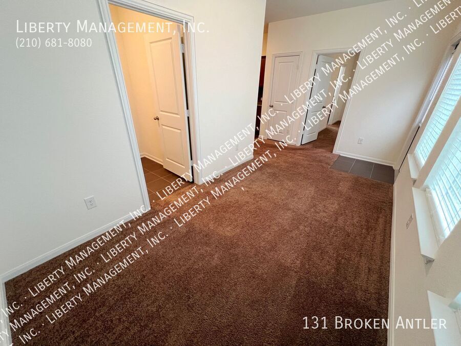 3 Bedroom, 2 Bath Home in Hunters Ranch property image