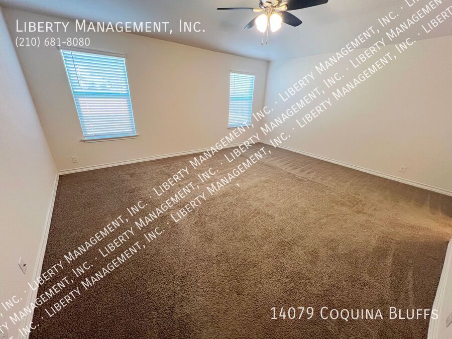 4 Bedroom, 2.5 Bathroom Home on a Greenbelt property image