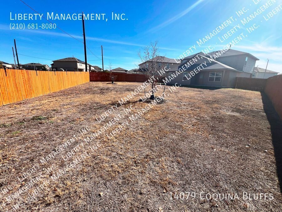 4 Bedroom, 2.5 Bathroom Home on a Greenbelt property image