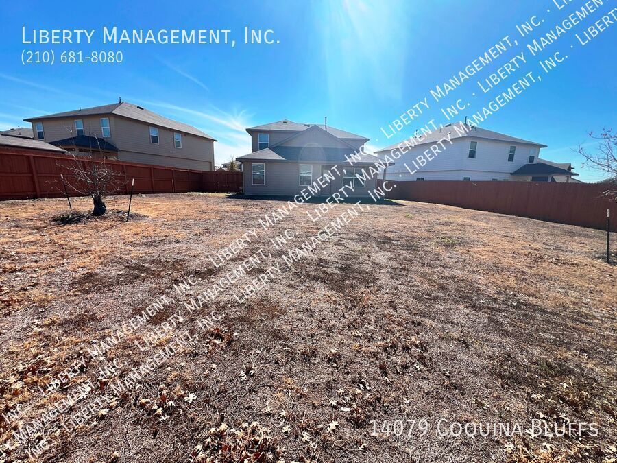 4 Bedroom, 2.5 Bathroom Home on a Greenbelt property image