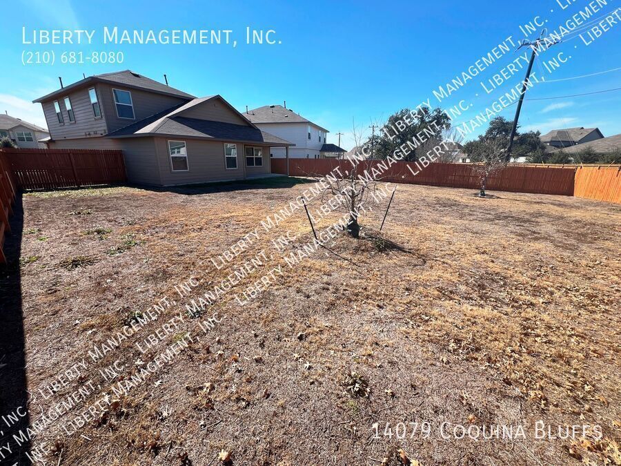 4 Bedroom, 2.5 Bathroom Home on a Greenbelt property image