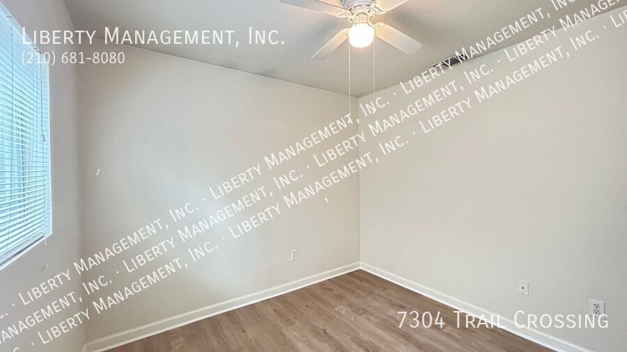 Charming 2 Bed, 2 Bath with water included! property image