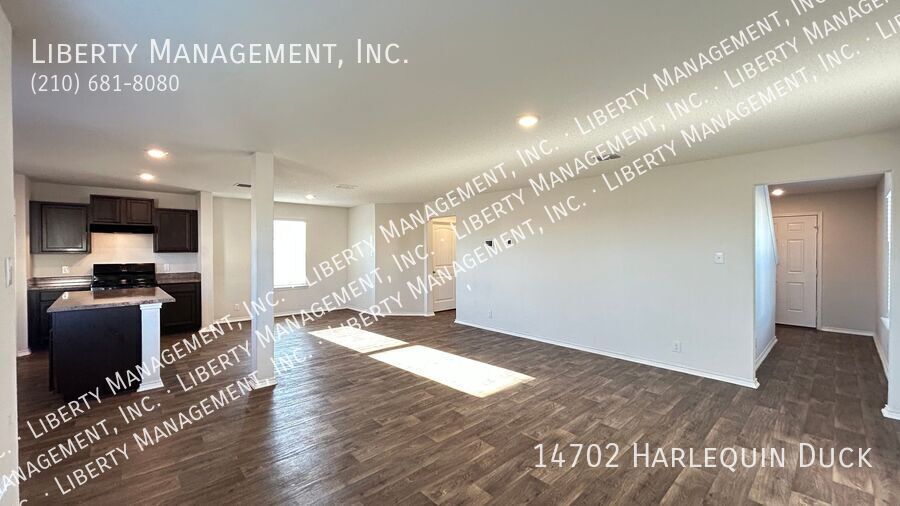 4 Bedroom, 2.5 Bath Corner Lot Home in Redbird Ranch property image