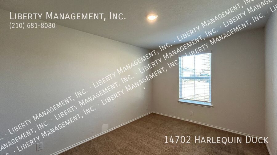 4 Bedroom, 2.5 Bath Corner Lot Home in Redbird Ranch property image