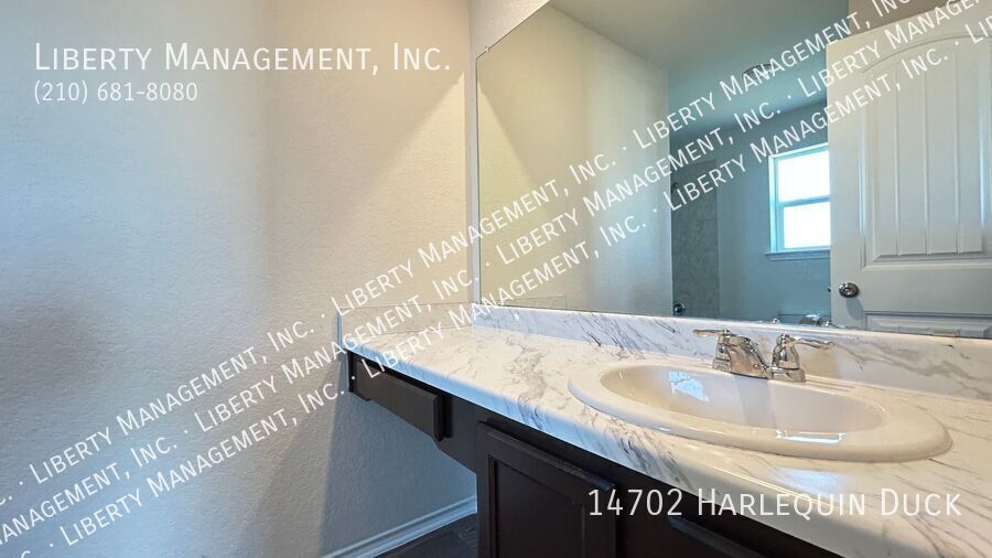 4 Bedroom, 2.5 Bath Corner Lot Home in Redbird Ranch property image