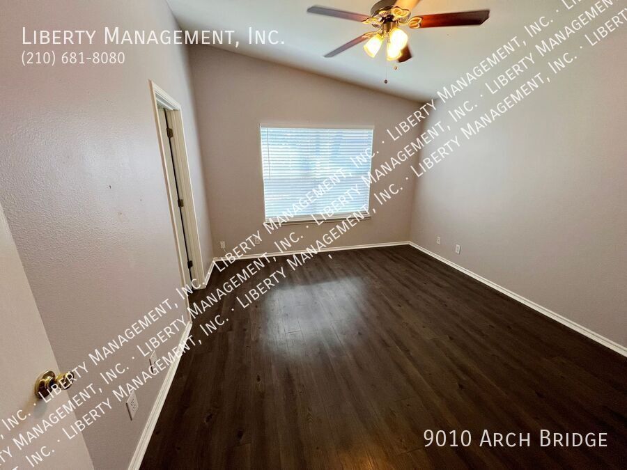 3 Bedroom, 2 Bath Home with a Loft property image