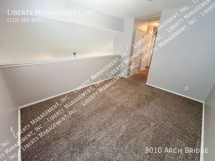 3 Bedroom, 2 Bath Home with a Loft property image