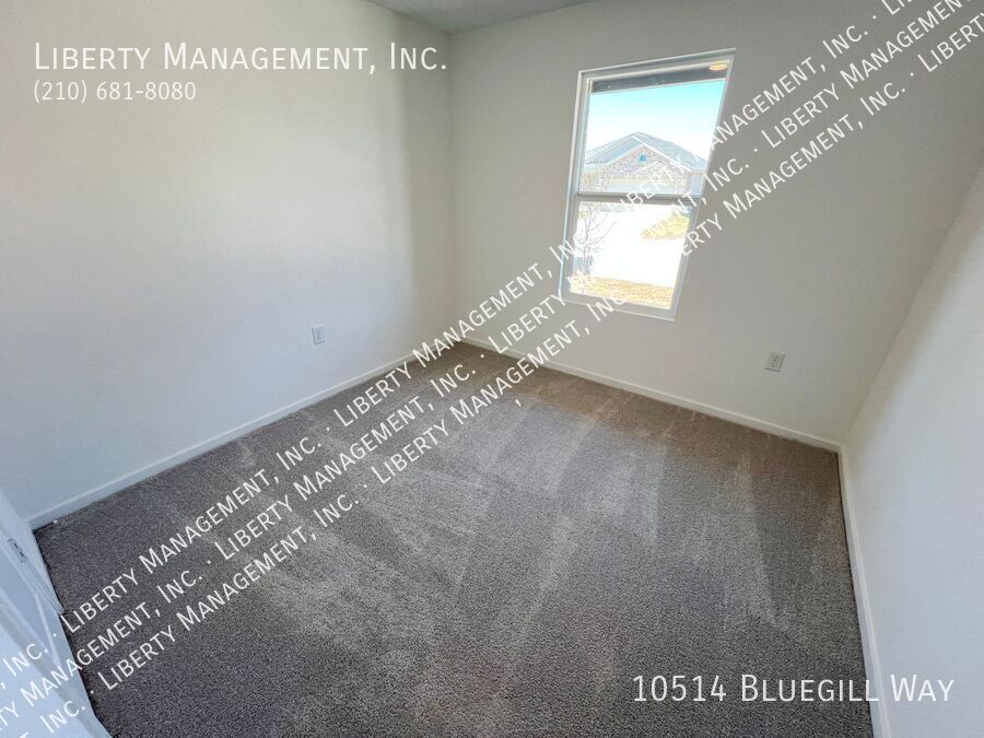 4 Bed, 2 Bath Single Story Home in Smiley Ranch property image