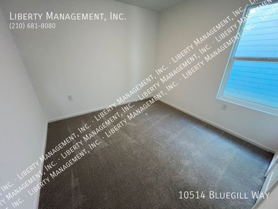 4 Bed, 2 Bath Single Story Home in Smiley Ranch property image