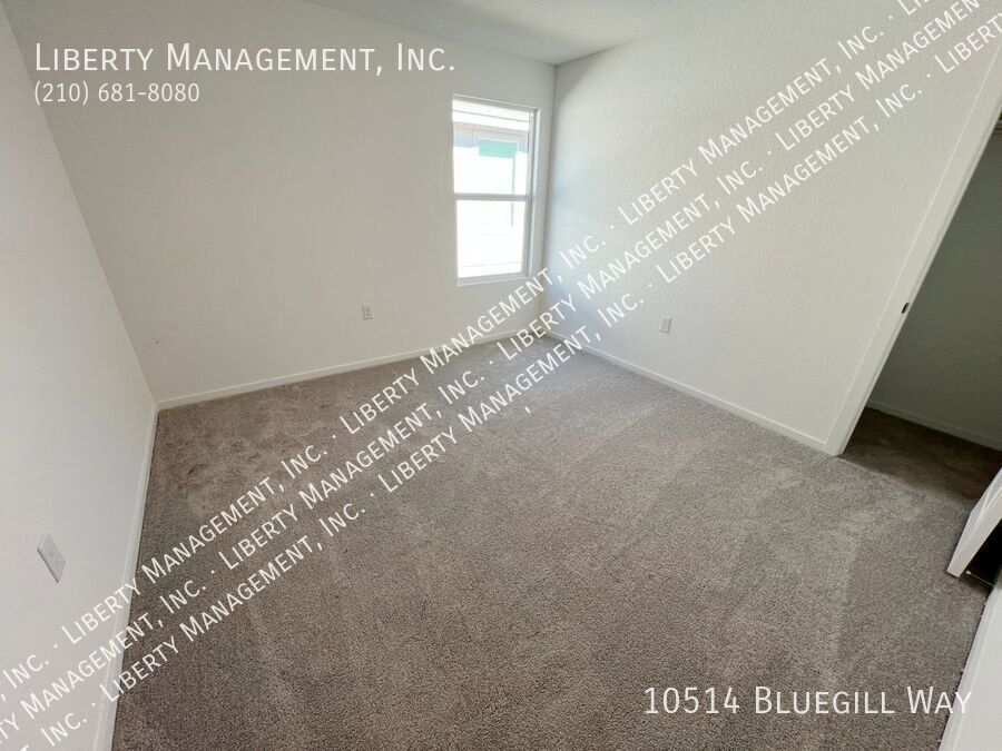 4 Bed, 2 Bath Single Story Home in Smiley Ranch property image