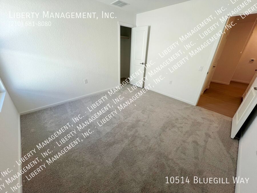 4 Bed, 2 Bath Single Story Home in Smiley Ranch property image