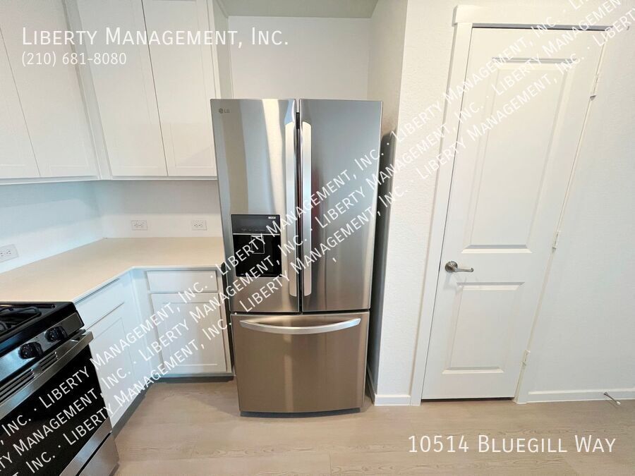 4 Bed, 2 Bath Single Story Home in Smiley Ranch property image