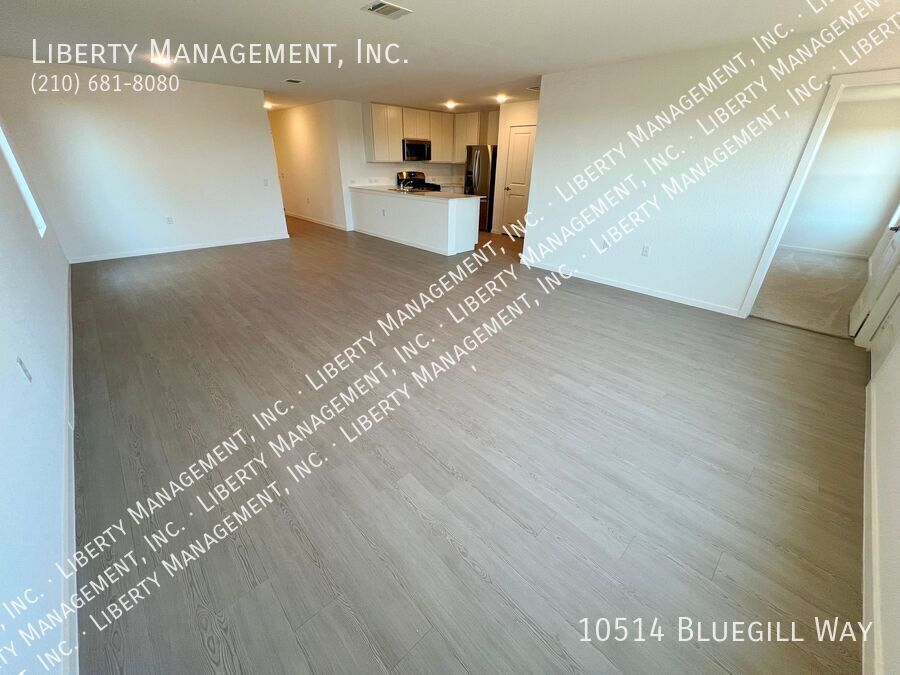 4 Bed, 2 Bath Single Story Home in Smiley Ranch property image